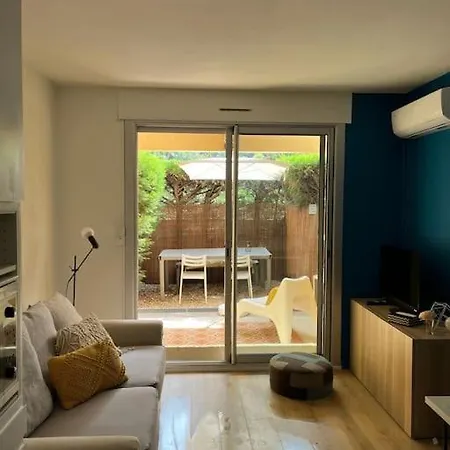 Bord De Boulouris A Raphael Saint-Raphaël