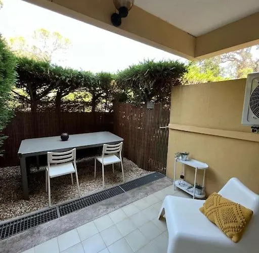 アパート Bord De Boulouris A Raphael